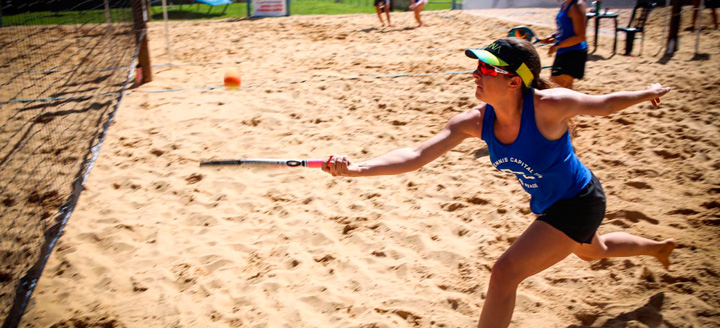 Como toda atividade física, o Beach Tennis tem inúmeros benefícios par