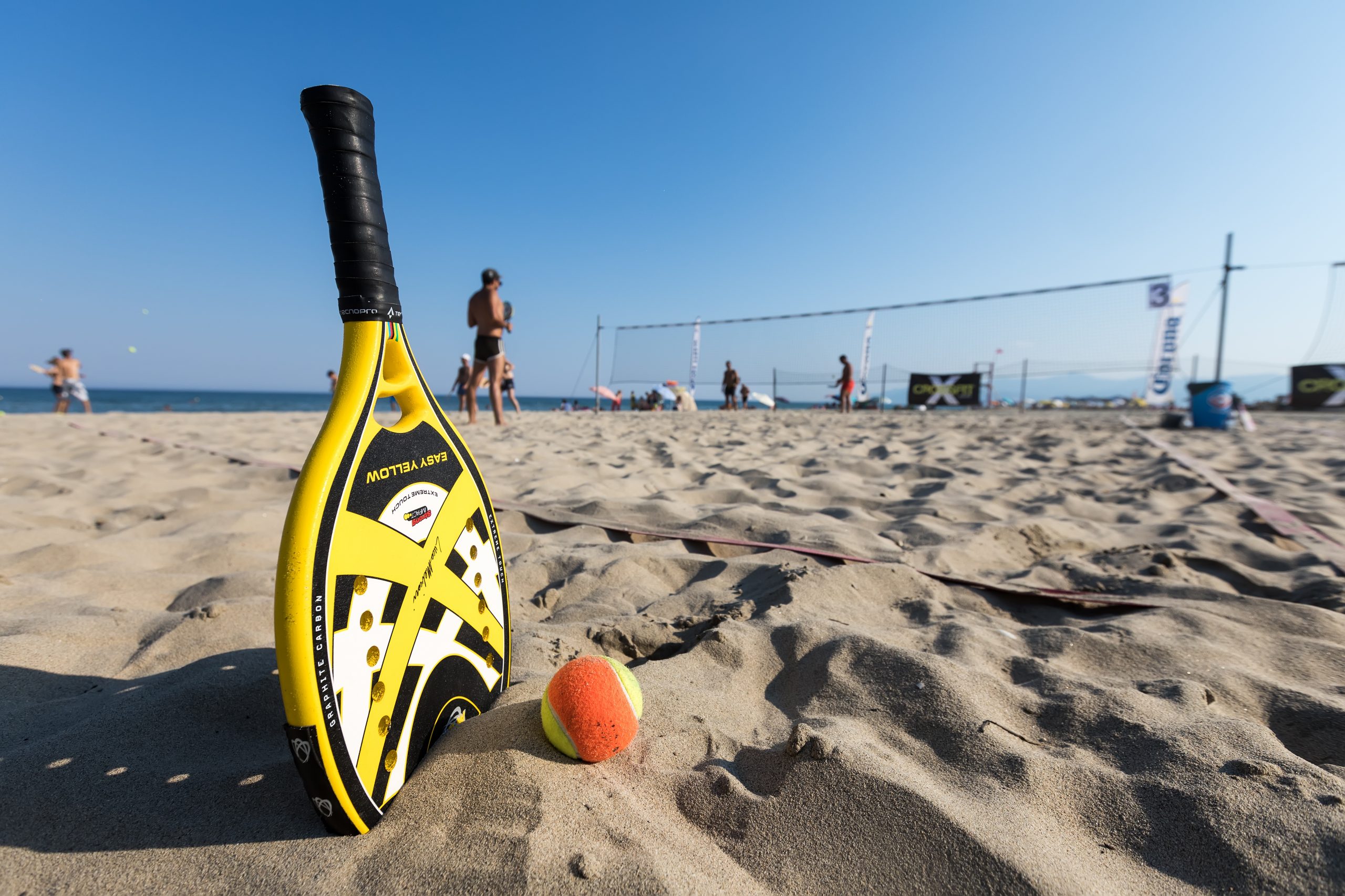 De raquete nas mãos: beach tennis ganha praticantes